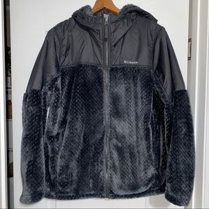 Woman’s Columbia Sherpa Full Zip Hooded Jacket